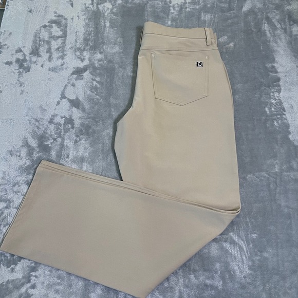 FootJoy Men's Performance Golf Pants Khaki W34 L30 Polyester Spandex Stretch - Picture 7 of 7